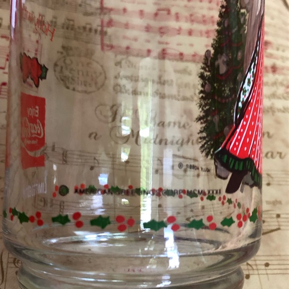 80's Christmas Coke Glass - Holly Hobbie Christmas - Coca Cola Collectible - Picture 6 of 11